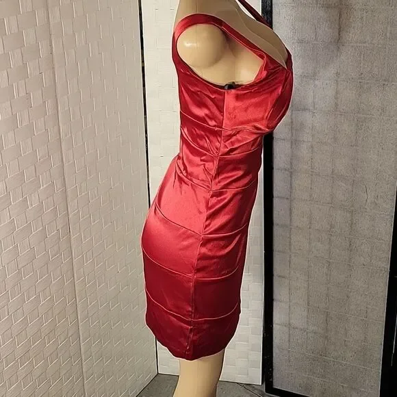 BISOU BISOU SQUARE NECKLINE SLEEVELESS PENCIL DRESS - Picture 11 of 13